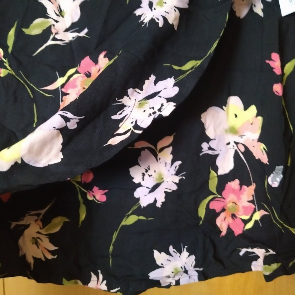 SO Women's Large Floral Faux Wrap A-Line Mini Skirt With Tie New - Picture 4 of 5